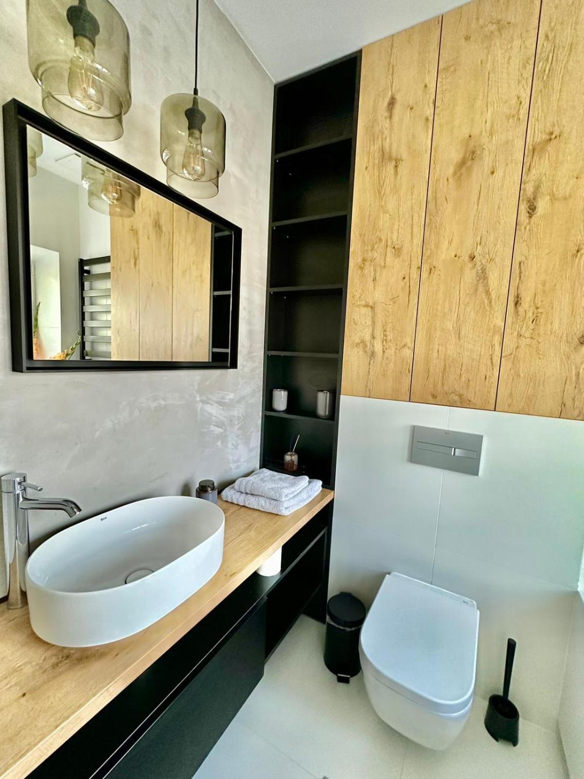 Apartment Studio Lea 7 Dzielnica Krowodrza. Bliskim Sasiedztwo Parku Krakowskiego. *